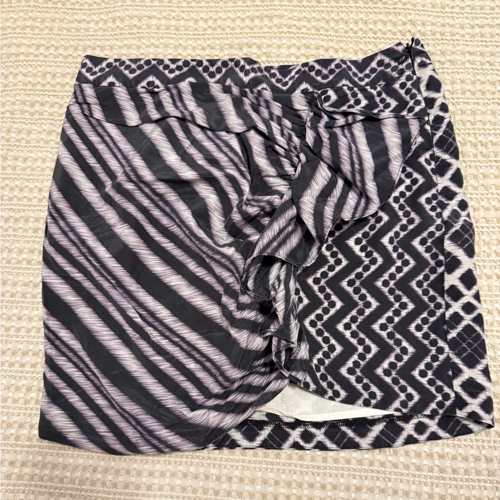 🍒Patterned Black and White Women's mini Short skirt.